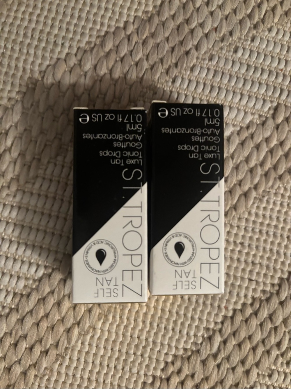 St. Tropez Black & White Luxe Tan Tonic Drops Duo